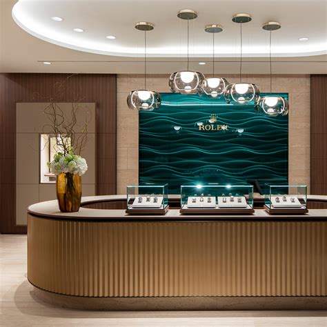 rolex pre owned showroom.